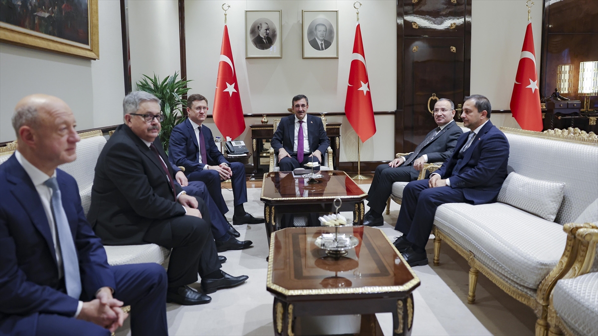 ANKARA (AA) – Cumhurbaşkanlığı Külliyesi’ndeki baş başa ve heyetler arası
