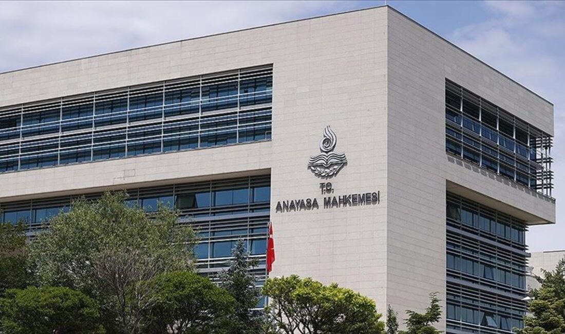 Anayasa Mahkemesi, daire başkanları, fakülte dekanları, enstitü ve yüksekokul müdürleri