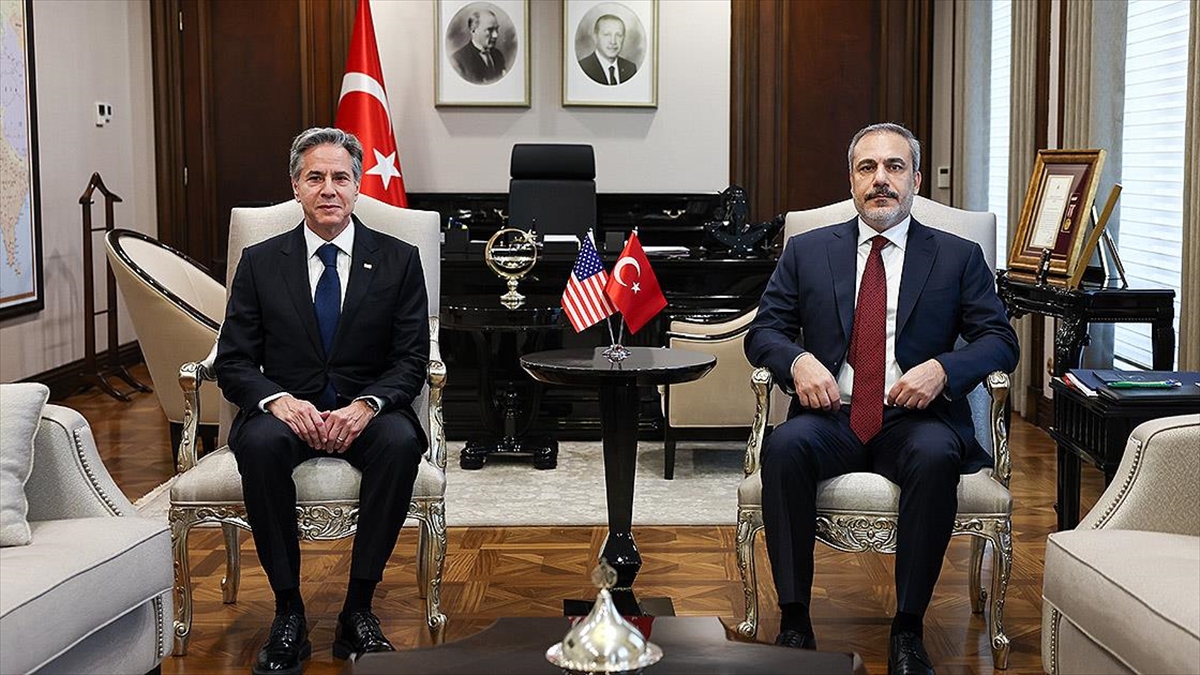 Dışişleri Bakanı Hakan Fidan, Türkiye'yi ziyaret eden ABD'li mevkidaşı Antony