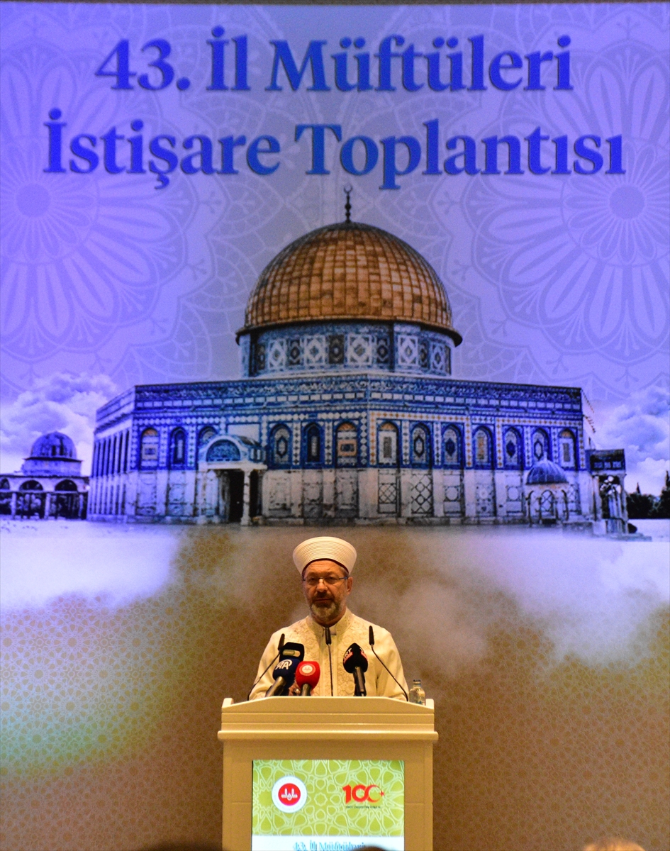 ANTALYA (AA) – Diyanet İşleri Başkanı Ali Erbaş, özellikle gençlerin
