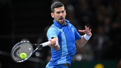 Profesyonel Tenisçiler Birliği (ATP) Finalleri'nde mücadele eden Novak Djokovic, ilk
