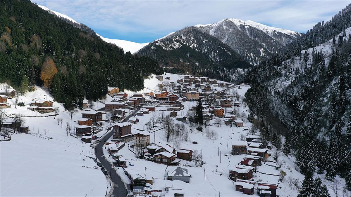 Türkiye'de "doğa turizmi" denilince akla ilk gelen yerlerden olan, hava