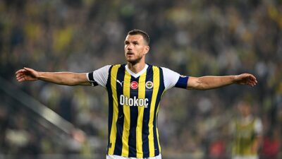 Fenerbahçe'nin Bosna Hersekli yıldız oyuncusu Edin Dzeko, "Her maç yüzde