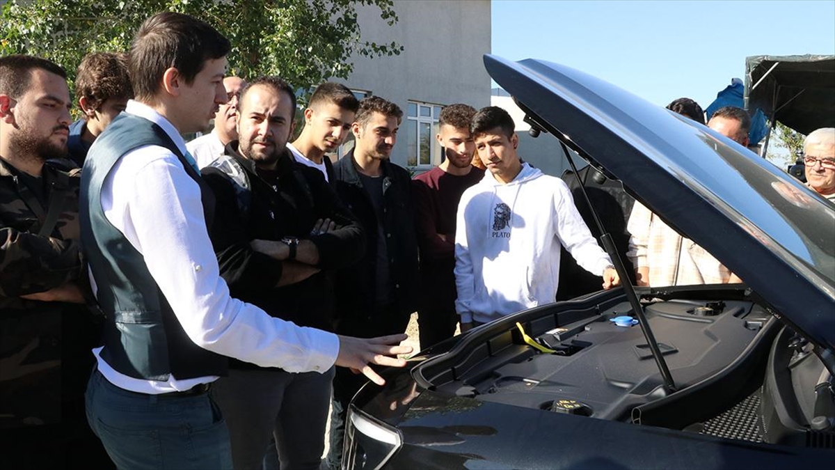EDİRNE (AA) – Edirne Teknik Bilimler Meslek Yüksekokulu Elektrik ve
