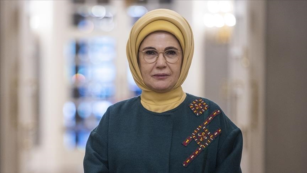 Emine Erdoğan, Türkiye Cumhuriyeti'nin kurucusu Gazi Mustafa Kemal Atatürk'ün vefatının