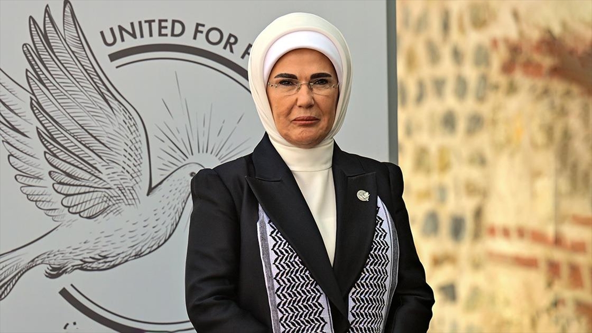 Emine Erdoğan, Gazze için yaptıkları ortak çağrıya ilişkin, "İstanbul'dan dünyaya