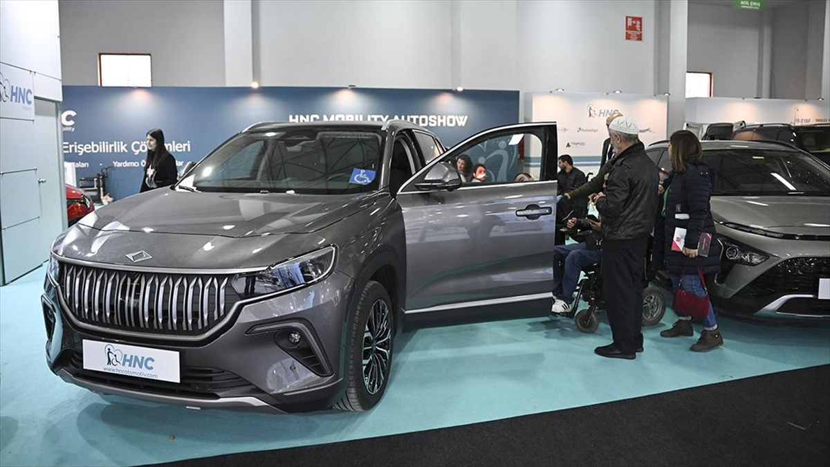 Engelliler, Türkiye'nin yerli otomobili Togg için üretilen ve dijital entegrasyonu
