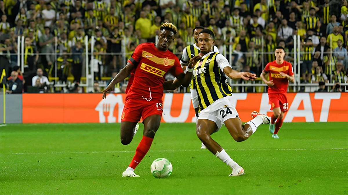 Fenerbahçe, UEFA Avrupa Konferans Ligi H Grubu beşinci hafta maçında