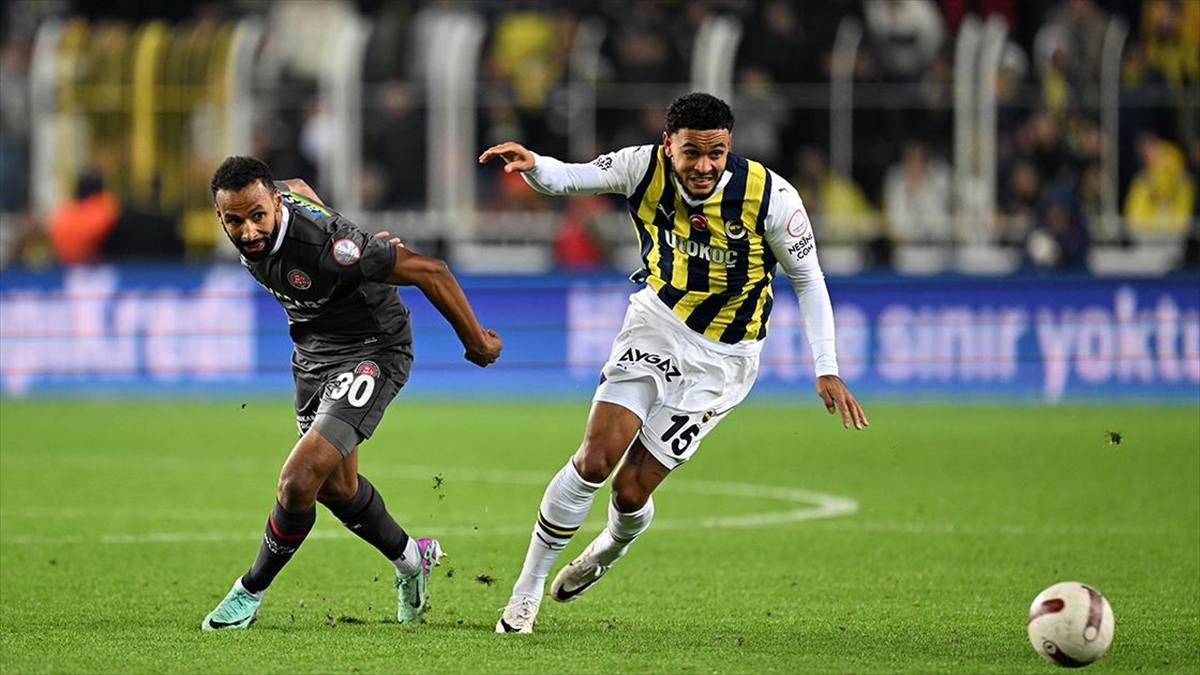 Fenerbahçe Genel Sekreteri Burak Çağlan Kızılhan, Vavacars Fatih Karagümrük Takımı’nın