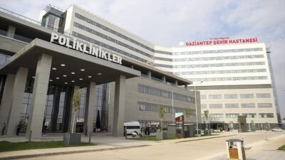 Merkez Şahinbey ilçesinde bulunan 1875 yatak kapasiteli Gaziantep Şehir Hastanesinin