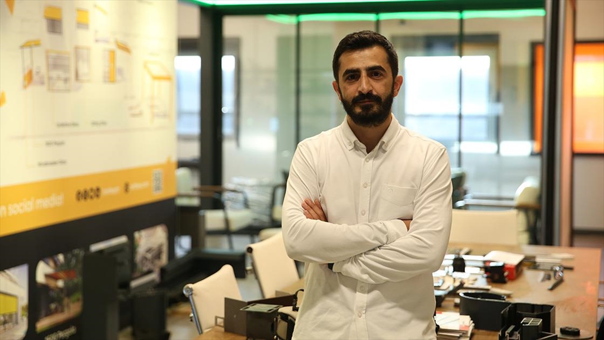 Sakarya'da genç girişimcinin kurduğu firmanın müstakil ev ile kafeler için