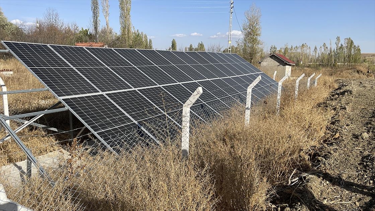 Yozgat'ta İl Özel İdaresinin güneş enerjisi santrali (GES) yatırımlarıyla köylerin