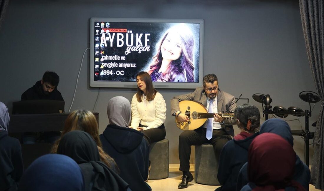 Batman'ın Kozluk ilçesinde müzik öğretmenleri, 9 Haziran 2017'de PKK'lı teröristlerin