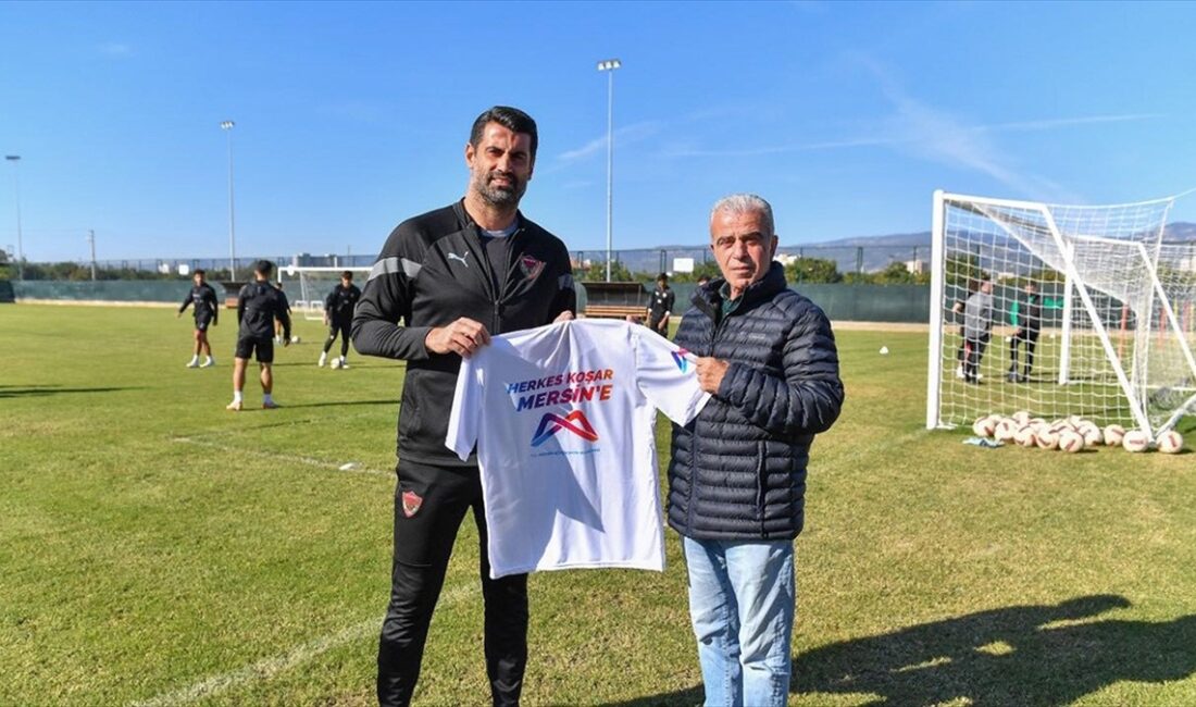 Trendyol Süper Lig ekibi Atakaş Hatayspor'un teknik direktörü Volkan Demirel,