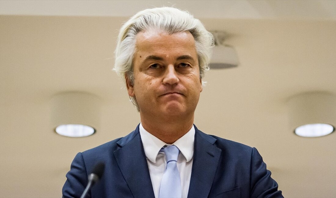 Hollanda'da dün düzenlenen erken genel seçimlerde, Geert Wilders liderliğindeki İslam