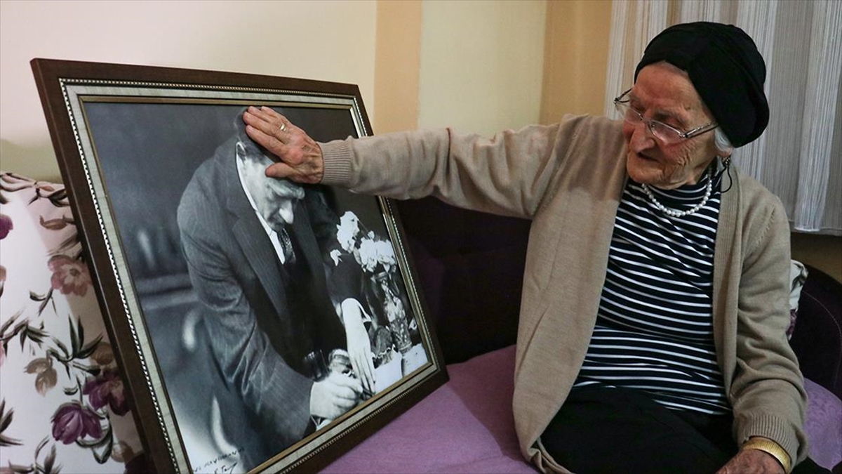 Gazi Mustafa Kemal Atatürk'ün 1925 yılında Şapka İnkılabı için Kastamonu'ya