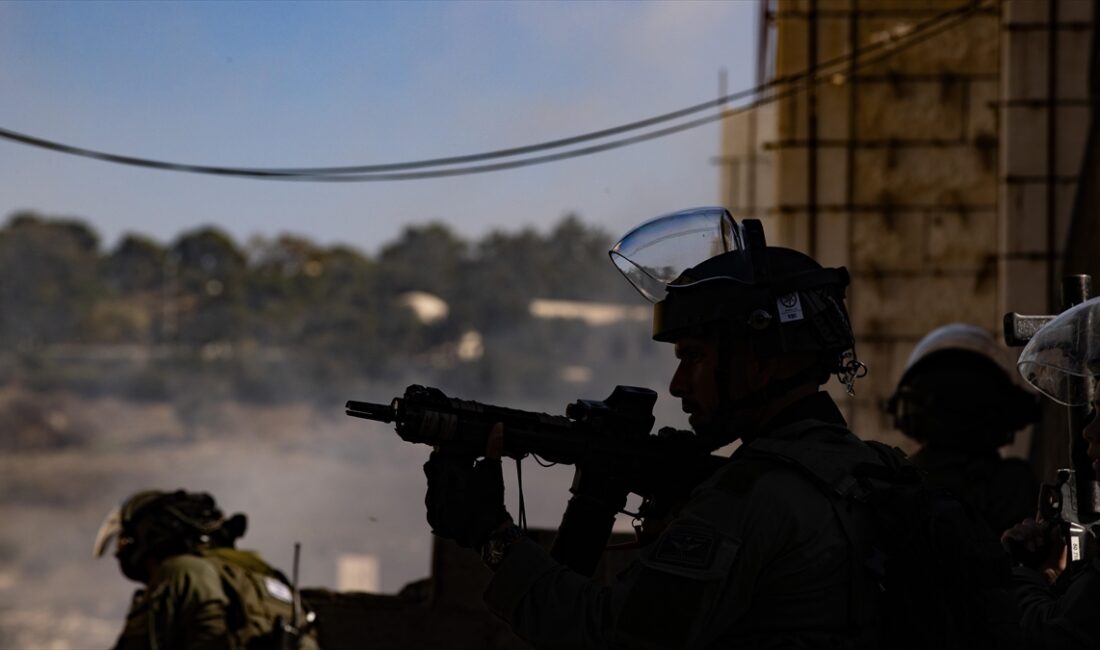 RAMALLAH (AA) – Sosyal medyada paylaşılan görüntülere göre, İsrail askeri