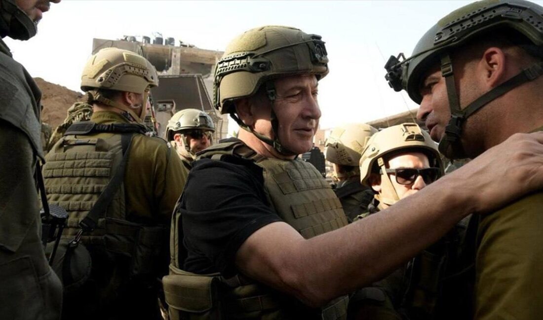 İsrail Başbakanı Binyamin Netanyahu, işgal altındaki Gazze Şeridi'nin kuzeyine giderek