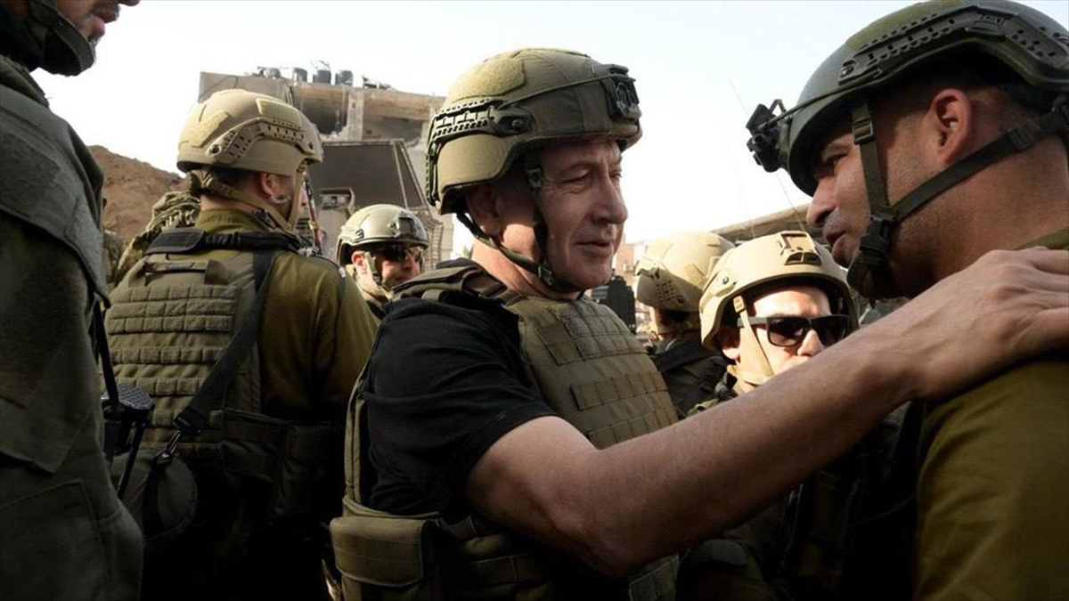 İsrail Başbakanı Binyamin Netanyahu, işgal altındaki Gazze Şeridi'nin kuzeyine giderek