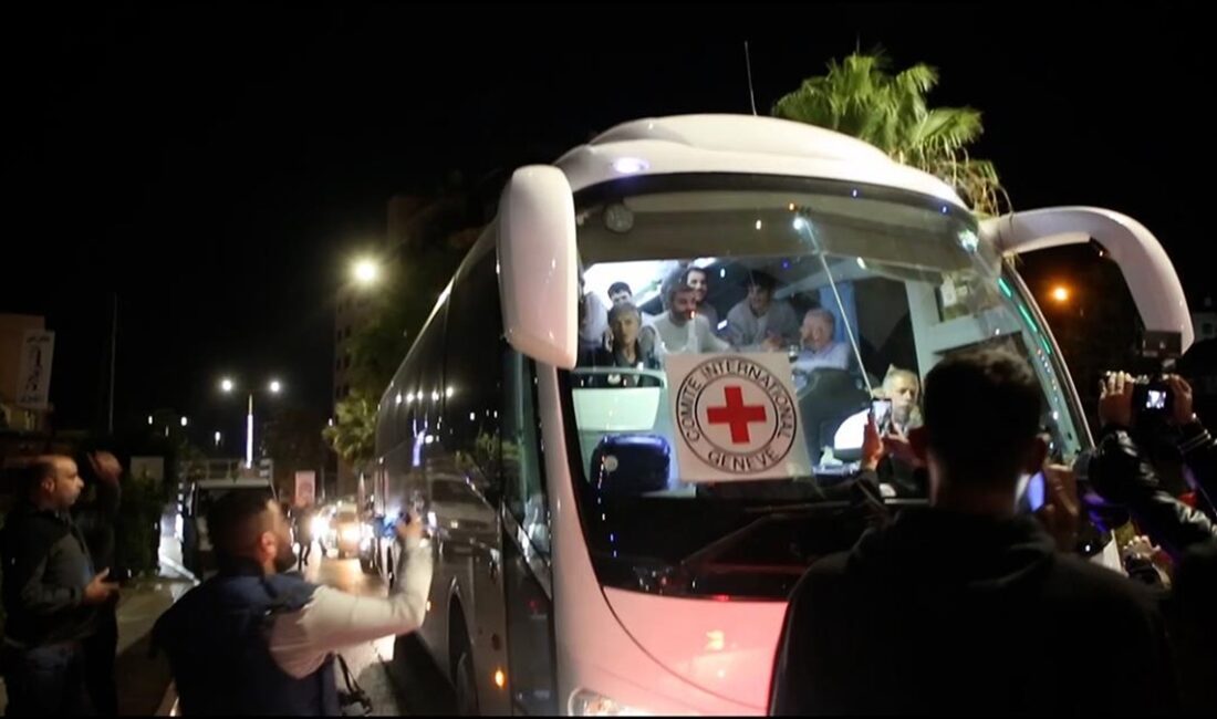 İsrail ile Hamas arasındaki esir takası kapsamında İsrail hapishanesinde tutulan