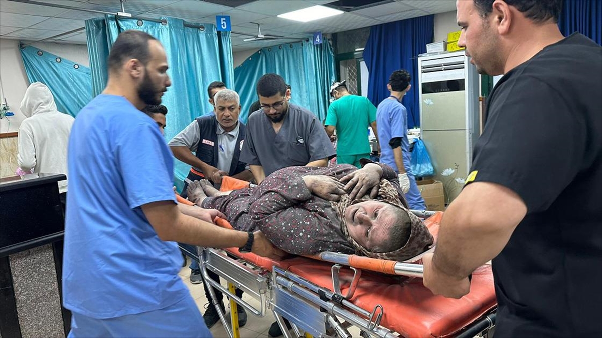  İsrail ordusunun Gazze Şeridi'nin en büyük sağlık kompleksi olan