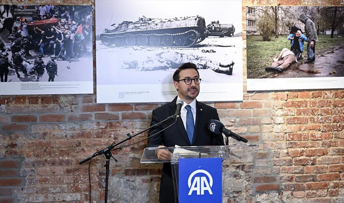 Anadolu Ajansının (AA) düzenlediği uluslararası haber fotoğrafı yarışması Istanbul Photo