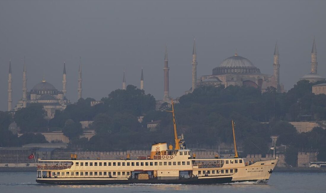 İstanbul'da vapur seferlerine hava muhalefeti engeli İstanbul'da olumsuz hava koşulları nedeniyle bazı vapur seferleri yapılamıyor.