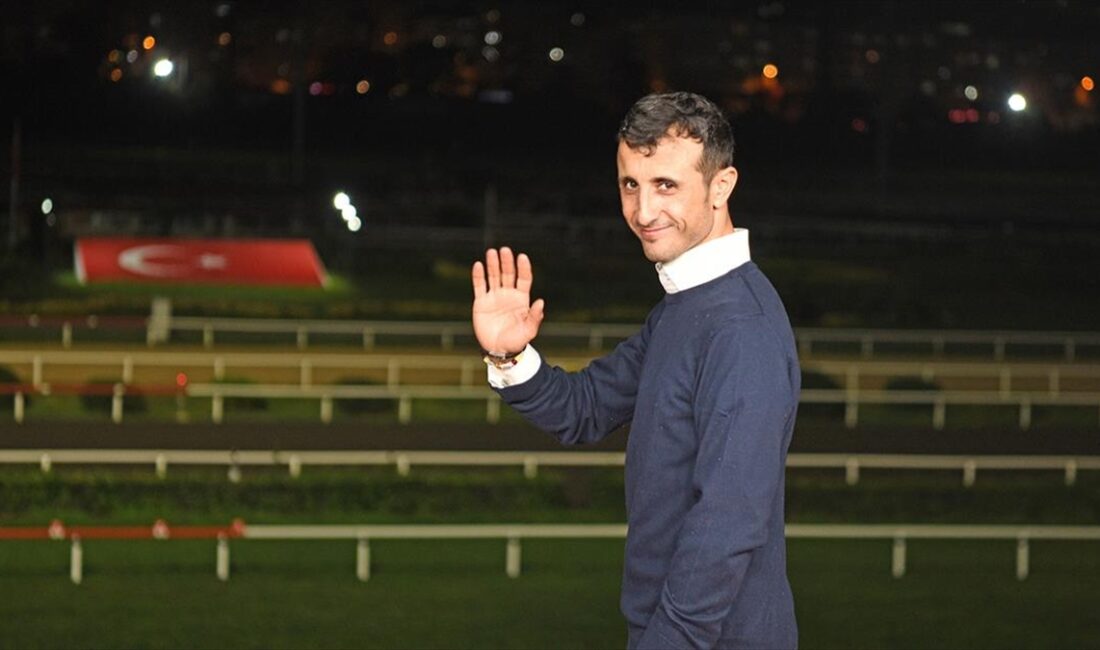Türk jokey Gökhan Kocakaya, kariyerini ABD'de sürdürecek.