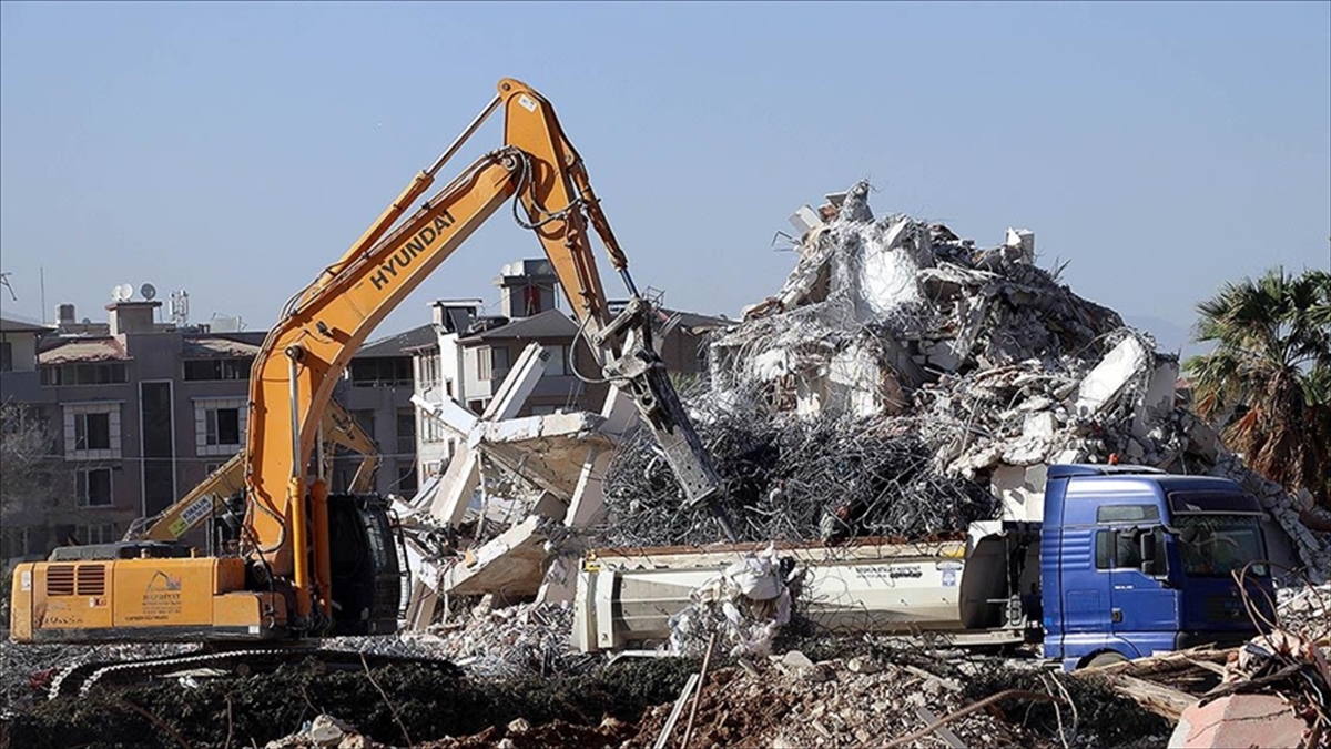 Hazine ve Maliye Bakanlığı, Kahramanmaraş merkezli depremlerden etkilenen Adıyaman, Hatay,