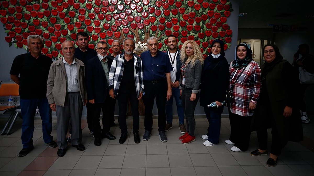 Akdeniz Üniversitesi Hastanesinde çeşitli yıllarda kalp nakli olan ve bir