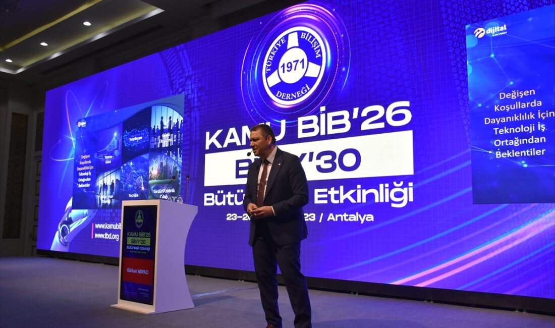 ANTALYA (AA) – Türkiye Bilişim Derneği (TBD) tarafından organize edilen