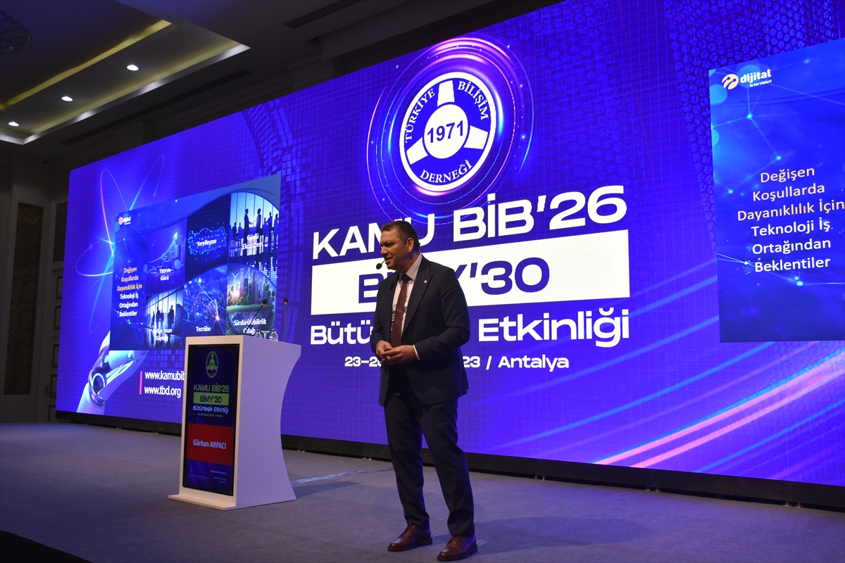 ANTALYA (AA) – Türkiye Bilişim Derneği (TBD) tarafından organize edilen