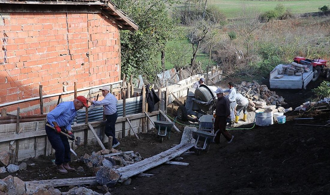 Karabük'ün Eflani ilçesi Çukurören köyü sakinleri, atalarından miras aldıkları geleneği