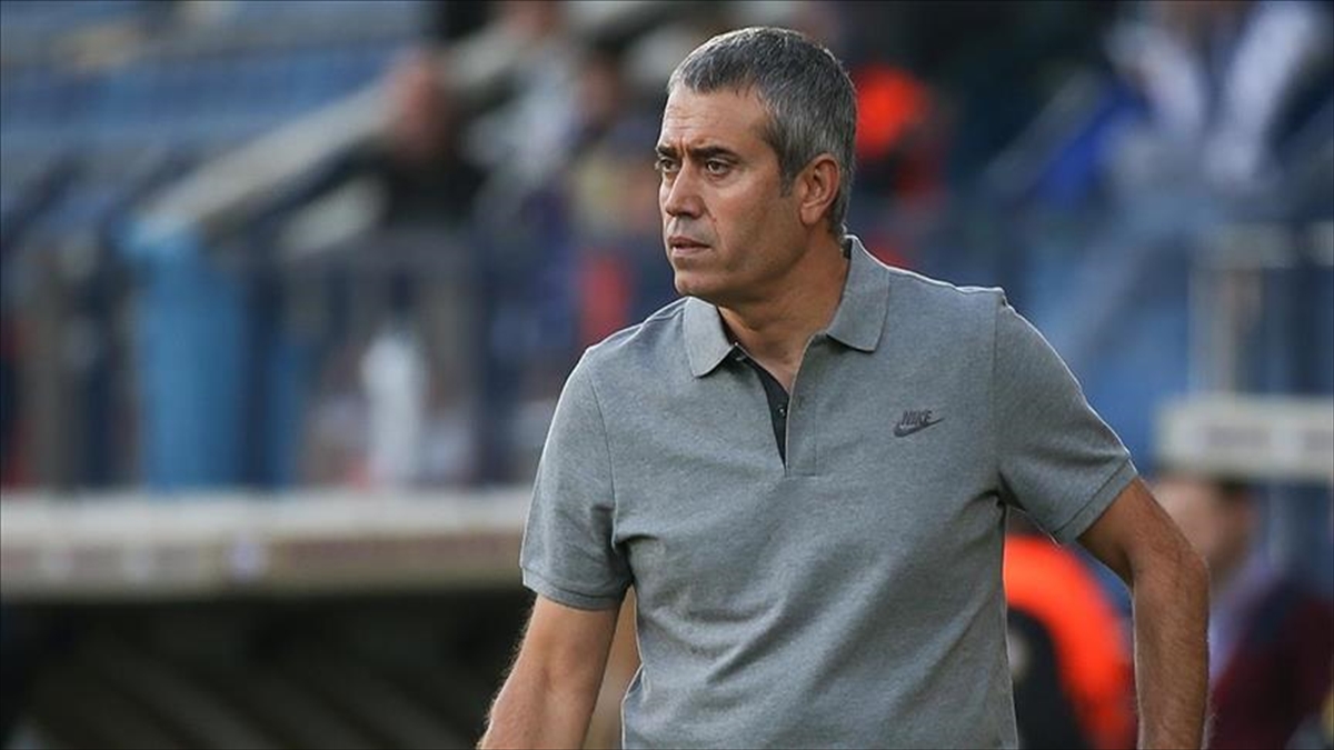 İSTANBUL (AA) – Trendyol Süper Lig ekiplerinden Kasımpaşa, teknik direktör