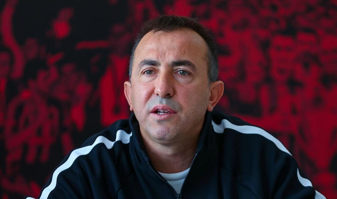 KAYSERİ (AA) – Uçar, kulüp tesislerindeki basın toplantısında, zor bir