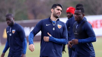 Trendyol Süper Lig ekiplerinden Mondihome Kayserispor'un teknik direktör Recep Uçar,