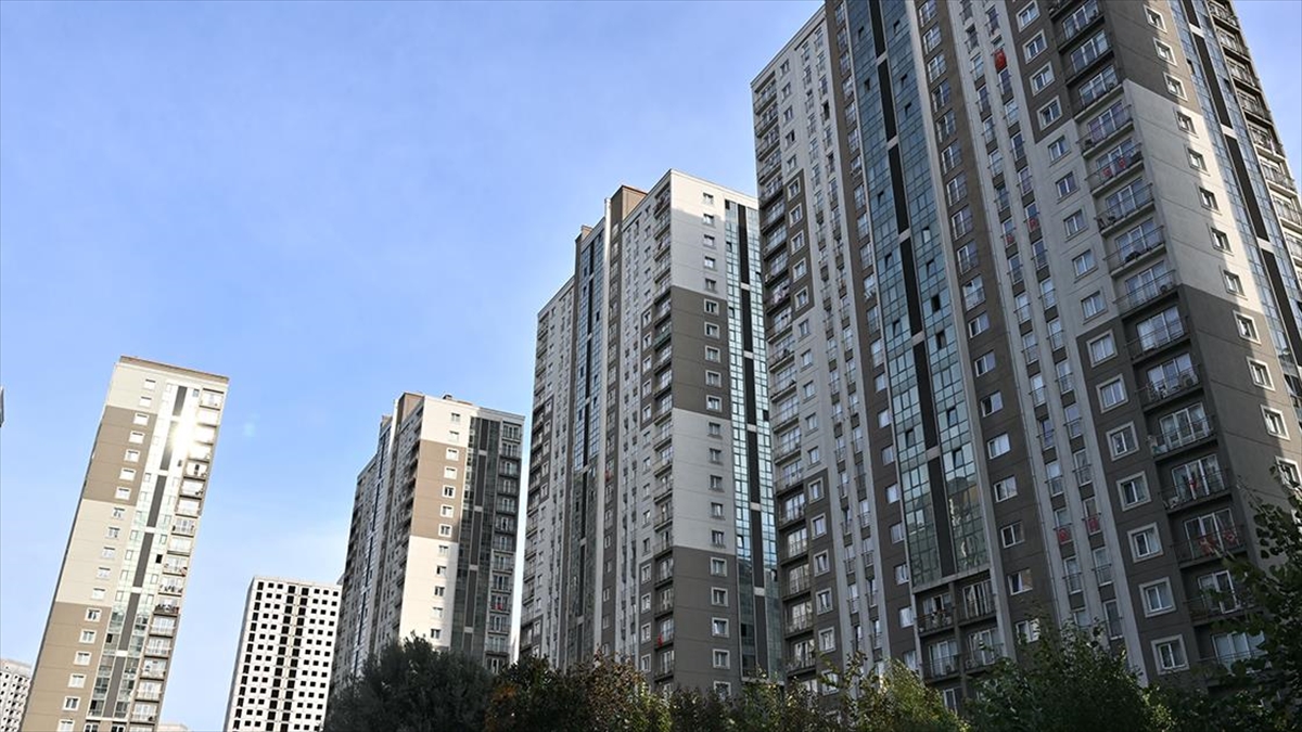 ISTANBUL (AA) – Bir ilçe büyüklüğündeki sitelerin içindeki AVM, market,