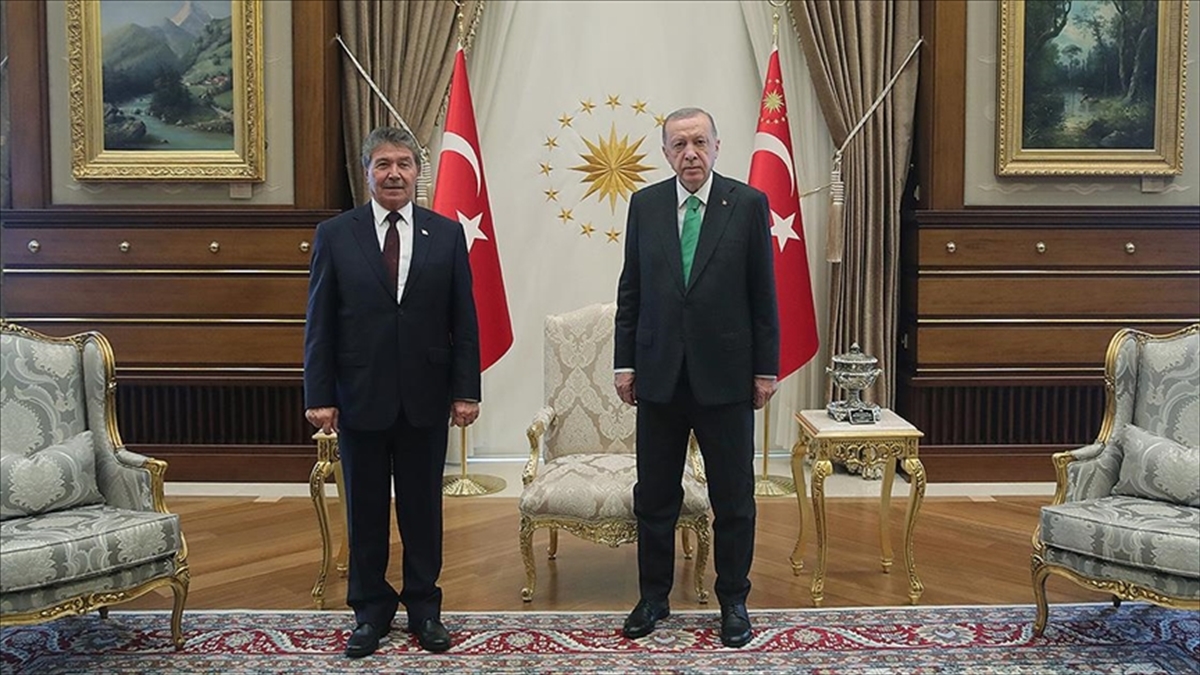 Kuzey Kıbrıs Türk Cumhuriyeti (KKTC) Başbakanı Ünal Üstel, Cumhurbaşkanı Recep