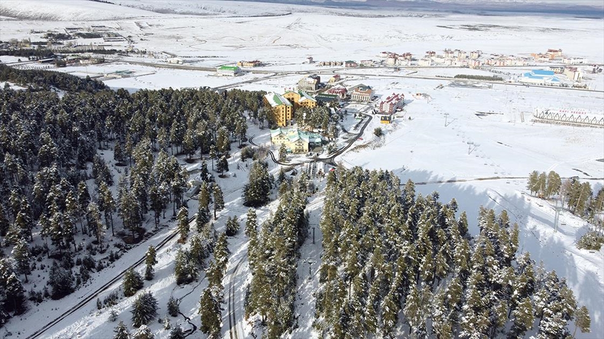 Türkiye'nin kristal kar kalitesi ve sarıçam ormanlarıyla öne çıkan kayak