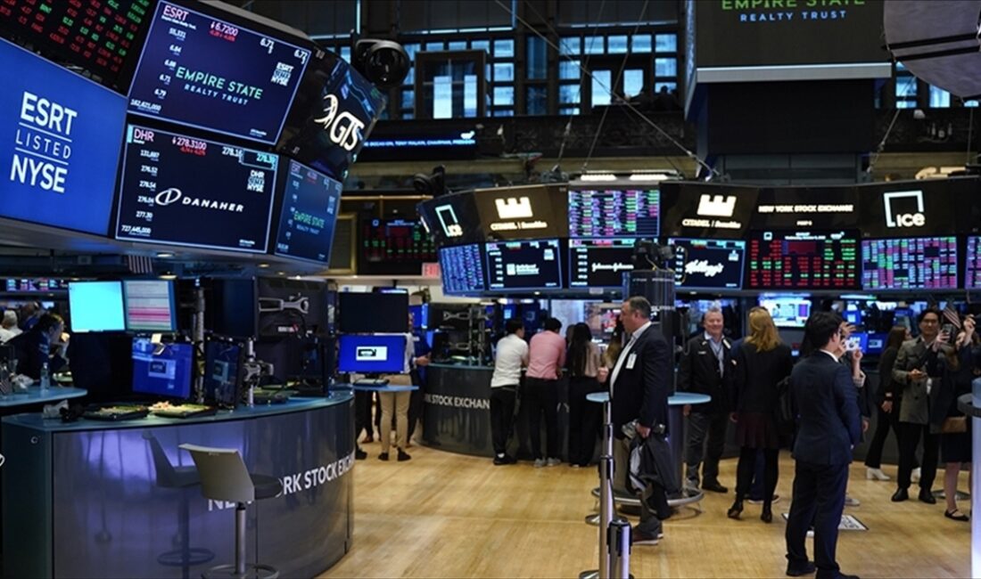 Küresel piyasalar, ABD Merkez Bankası'nın (Fed) şahin politikalarının sonuna geldiğine
