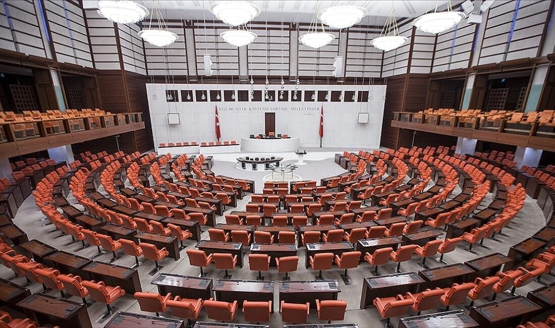TBMM Başkanı Numan Kurtulmuş'un girişimiyle başlatılan Kağıtsız Parlamento Projesi ile
