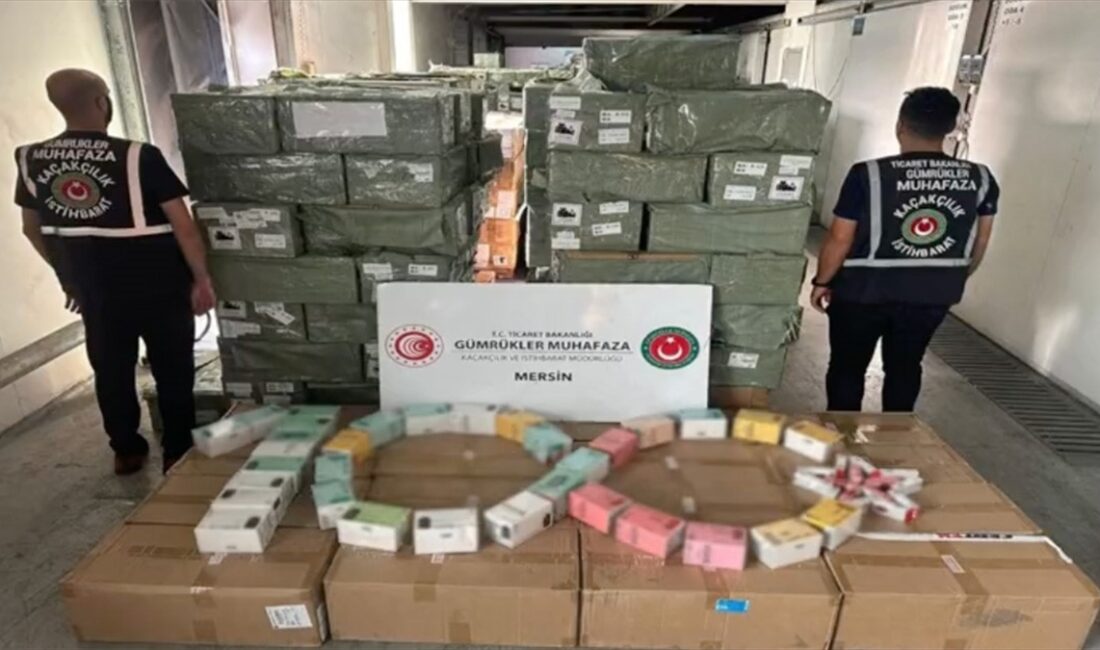 Ticaret Bakanı Ömer Bolat, Mersin Limanı'nda gerçekleştirilen operasyonda 113 bin