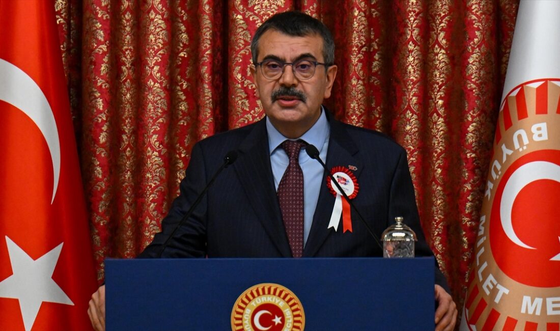Milli Eğitim Bakanı Tekin: 2024 bütçesi onaylandıktan sonra atama için bize tanımlanacak sayıyı belirleyeceğiz Milli Eğitim Bakanı Yusuf Tekin, "2024 bütçesi TBMM'de onaylandıktan sonra