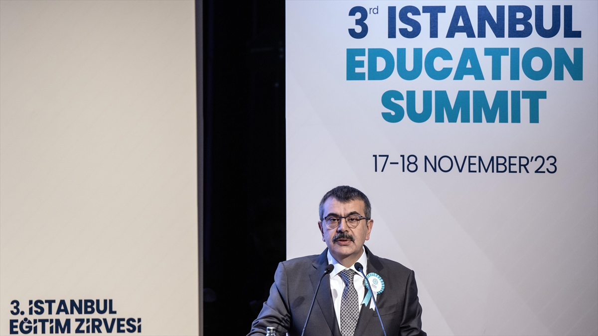 Milli Eğitim Bakanı Tekin, "İstanbul Eğitim Zirvesi'nin, eğitimin geleceğine dair