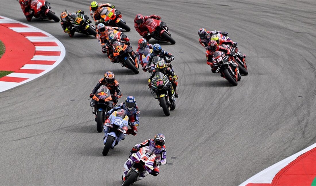 MotoGP Dünya Şampiyonası'nın 18. ayağı Malezya Grand Prix'sindeki sprint yarışını,