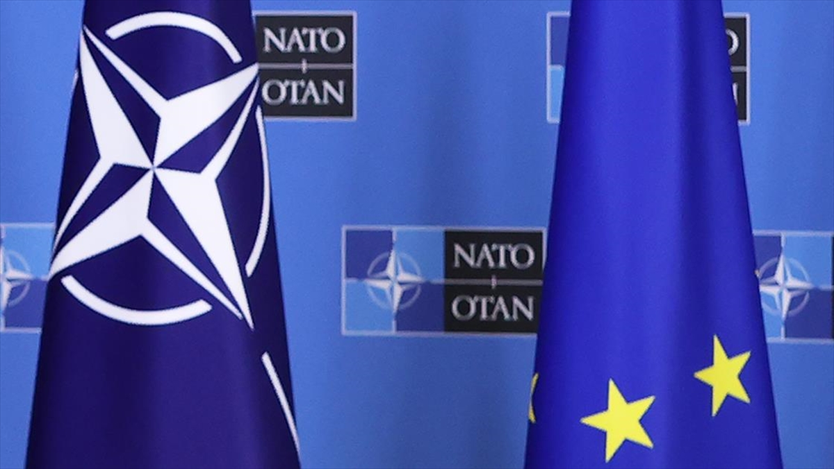 NATO ve Avrupa Birliği (AB), sahada durumun zor olduğu Ukrayna'ya