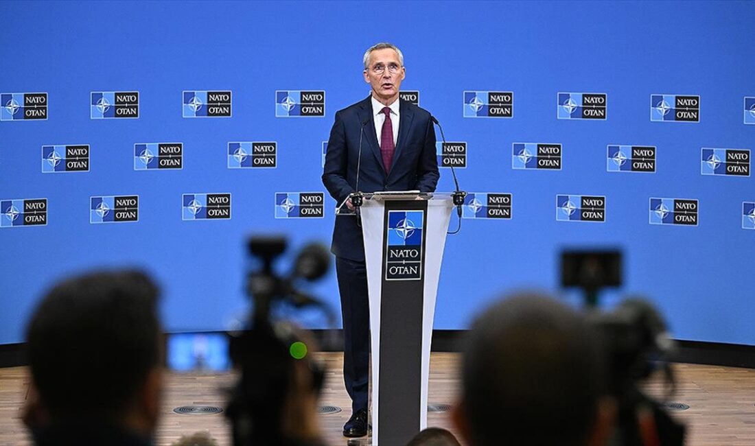 NATO Genel Sekreteri Jens Stoltenberg, Rusya'nın Ukrayna'daki savaşta yüzlerce uçak,
