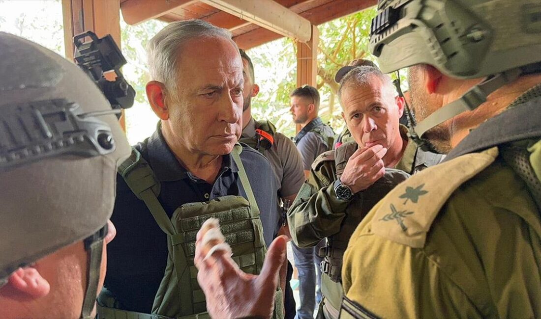 İsrail Başbakanı Binyamin Netanyahu, İsrail ordusunun karadan girdiği abluka altındaki