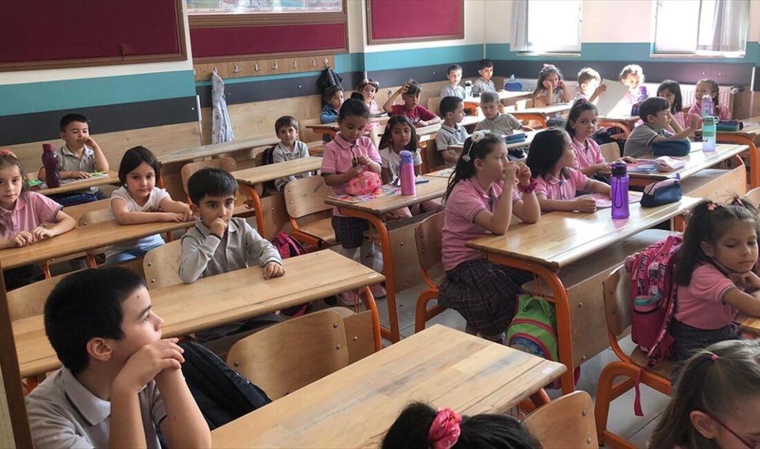 Milli Eğitim Bakanlığına (MEB) bağlı ilk ve ortaöğretim kurumlarındaki yaklaşık