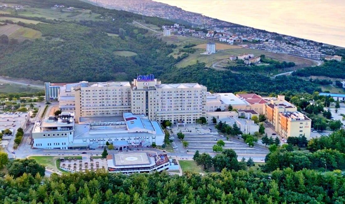Karadeniz Bölgesi'nde canlıdan canlıya böbrek ve karaciğer nakli yapabilen tek